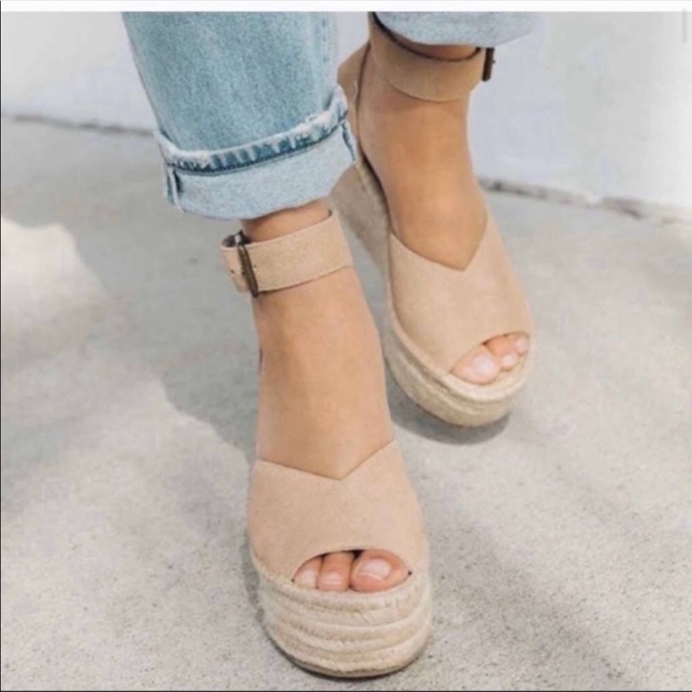 Soludos Positano Wedges (size 6.5)
